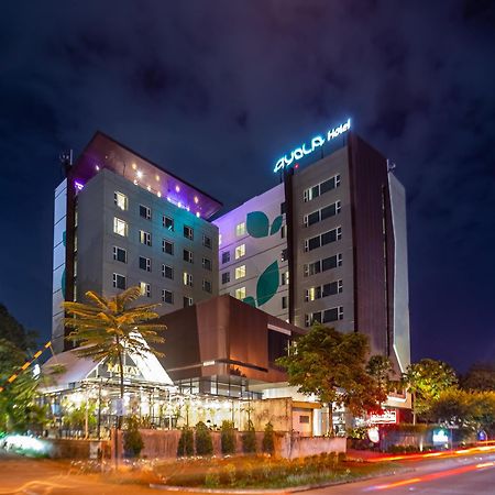 Hotel Ayola Lippo Cikarang Extérieur photo