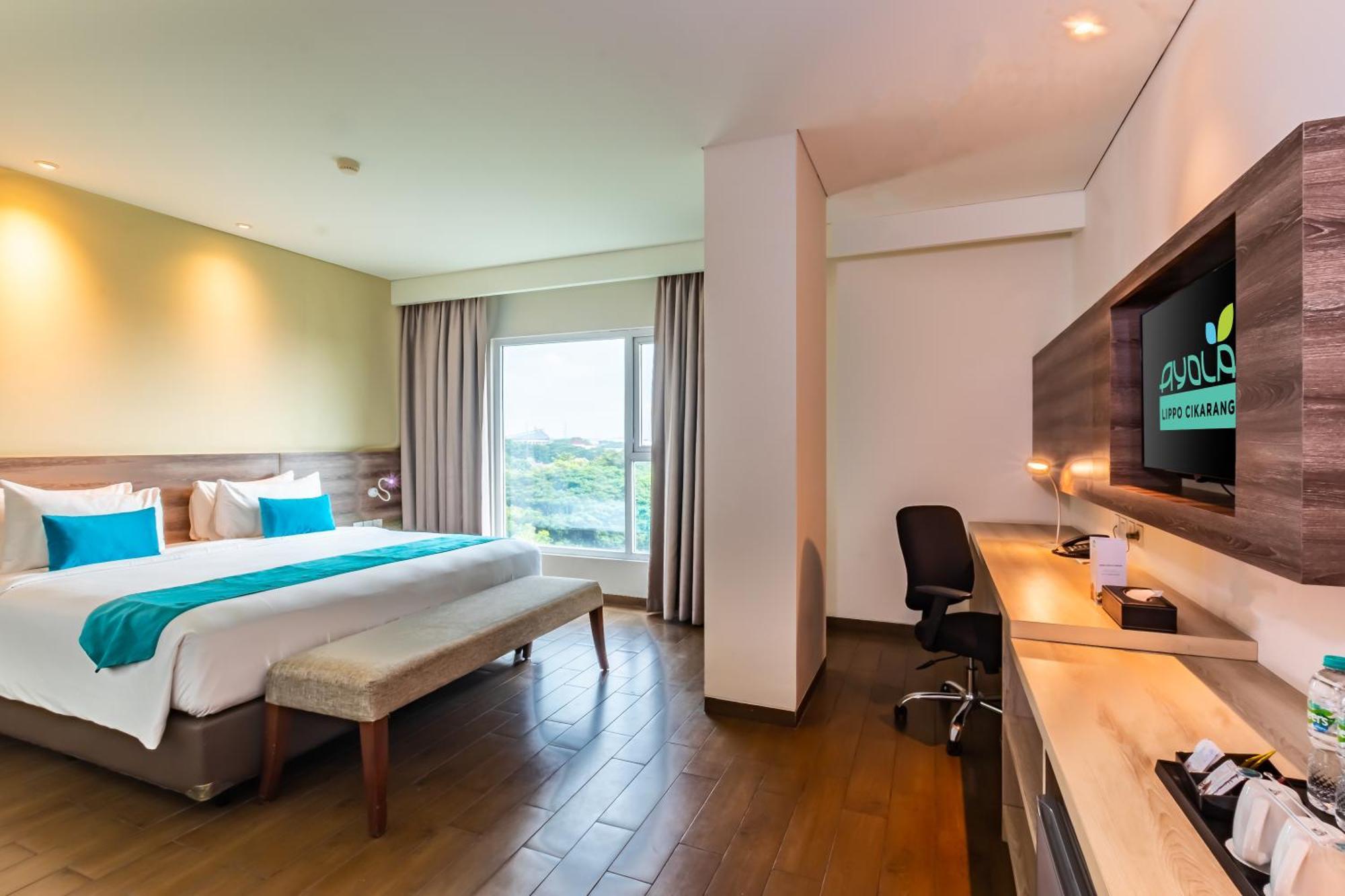 Hotel Ayola Lippo Cikarang Extérieur photo